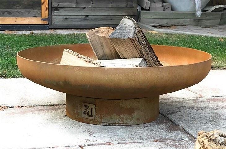 Backyard Fire Pit Table