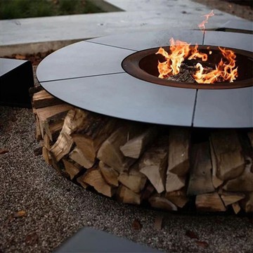 Outdoor Fire Pit Guide: Materials, Design, and Safe Use
