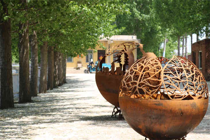 Laser Cut Metal Spherical Fire Pit